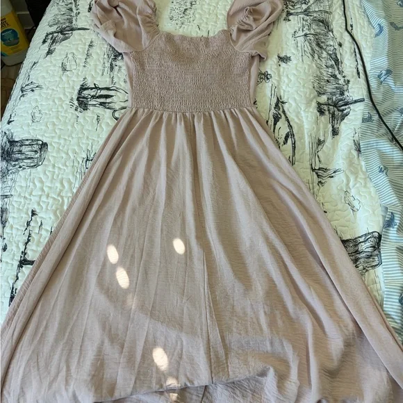 Siren Lily Blush Smocked Maternity Dress - Picture 3 of 3